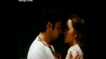 (zcelina-jaitley-emraan-hashmi-kissing-jawani-diwani